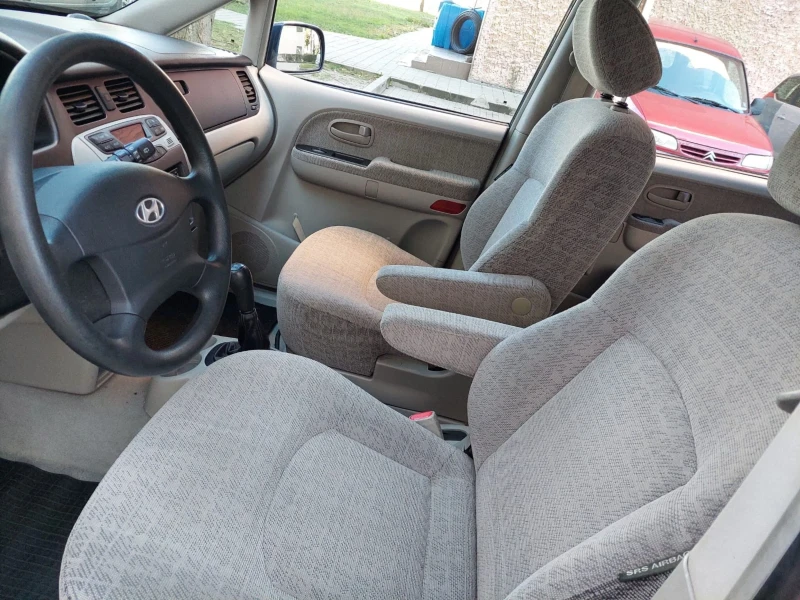 Hyundai Trajet 2.0i 6+ 1 135000km, снимка 11 - Автомобили и джипове - 52528729