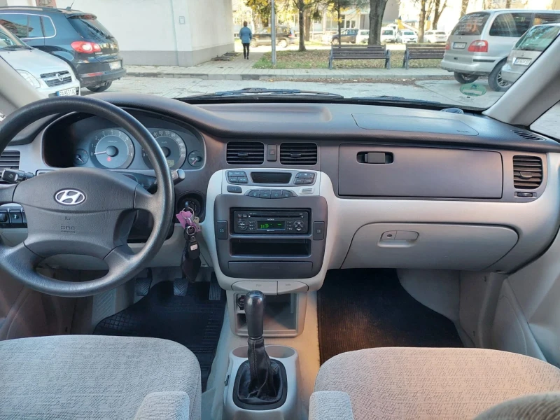 Hyundai Trajet 2.0i 6+ 1 135000km, снимка 9 - Автомобили и джипове - 52528729