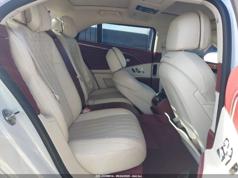 Bentley Flying Spur 6.0L W-12 DI, DOHC, VVT, TURBO, 626HP All Wheel, снимка 14 - Автомобили и джипове - 52712994
