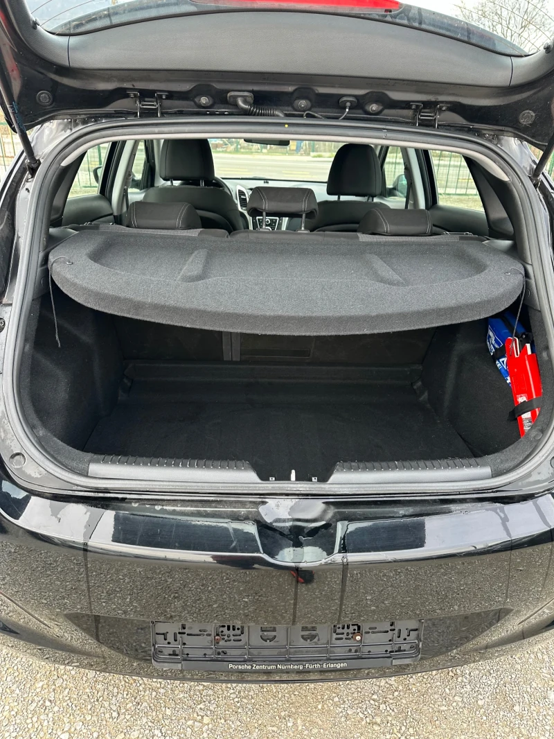 Hyundai I30 1.4 I, снимка 12 - Автомобили и джипове - 52848321