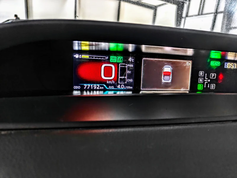 Toyota Prius Prime, снимка 2 - Автомобили и джипове - 53050283