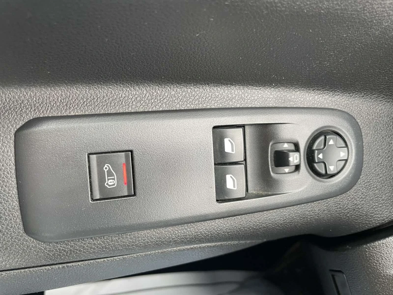 Peugeot Partner BlueHDi 110hp S&S Asphalt, снимка 12 - Автомобили и джипове - 53253569