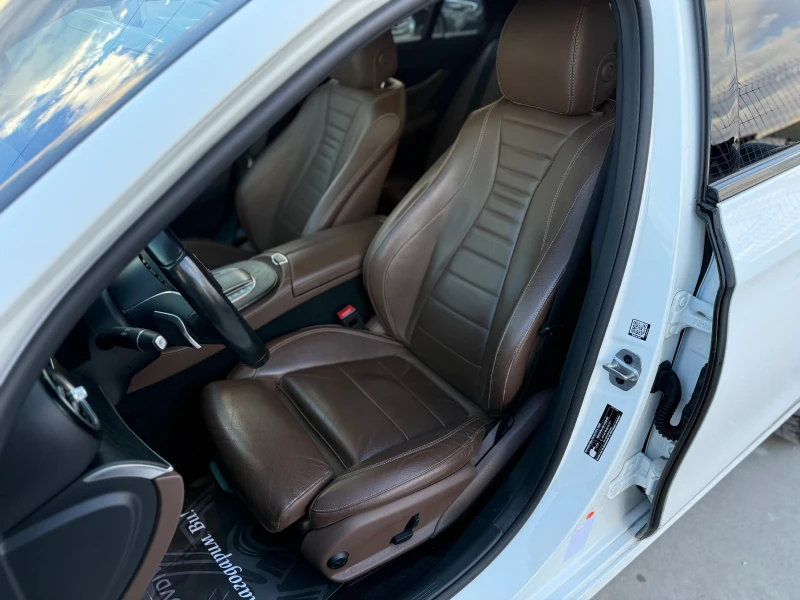 Mercedes-Benz E 220 D* AMG Line* 2023г* 133.000КМ* Топ Състояние* , снимка 8 - Автомобили и джипове - 53397966