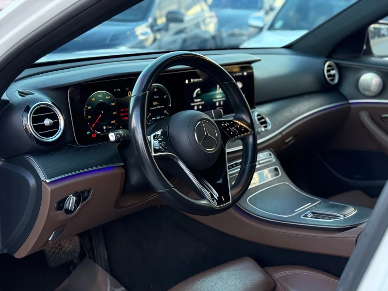 Mercedes-Benz E 220 D* AMG Line* 2023г* 133.000КМ* Топ Състояние* , снимка 7 - Автомобили и джипове - 53397966