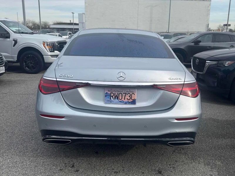 Mercedes-Benz S 580 * АВТО КРЕДИТ* ЦЕНА ДО БГ * СЕРВИЗНА ИСТОРИЯ * , снимка 5 - Автомобили и джипове - 53496729