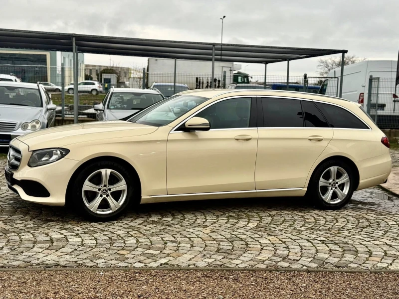Mercedes-Benz E 220  AVTOMATIC, снимка 2 - Автомобили и джипове - 53504529