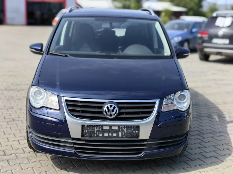 VW Touran 1.9тди 105кс 2009г Сервизна История - 8999 лв. - 41896888 1