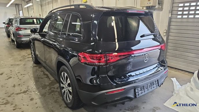 Mercedes-Benz EQB 300 AMG Line, снимка 3 - Автомобили и джипове - 54055114