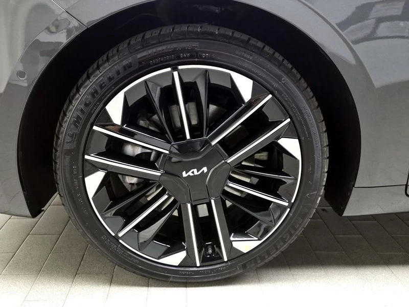 Kia K8 2.5 Automatic, снимка 5 - Автомобили и джипове - 55880396