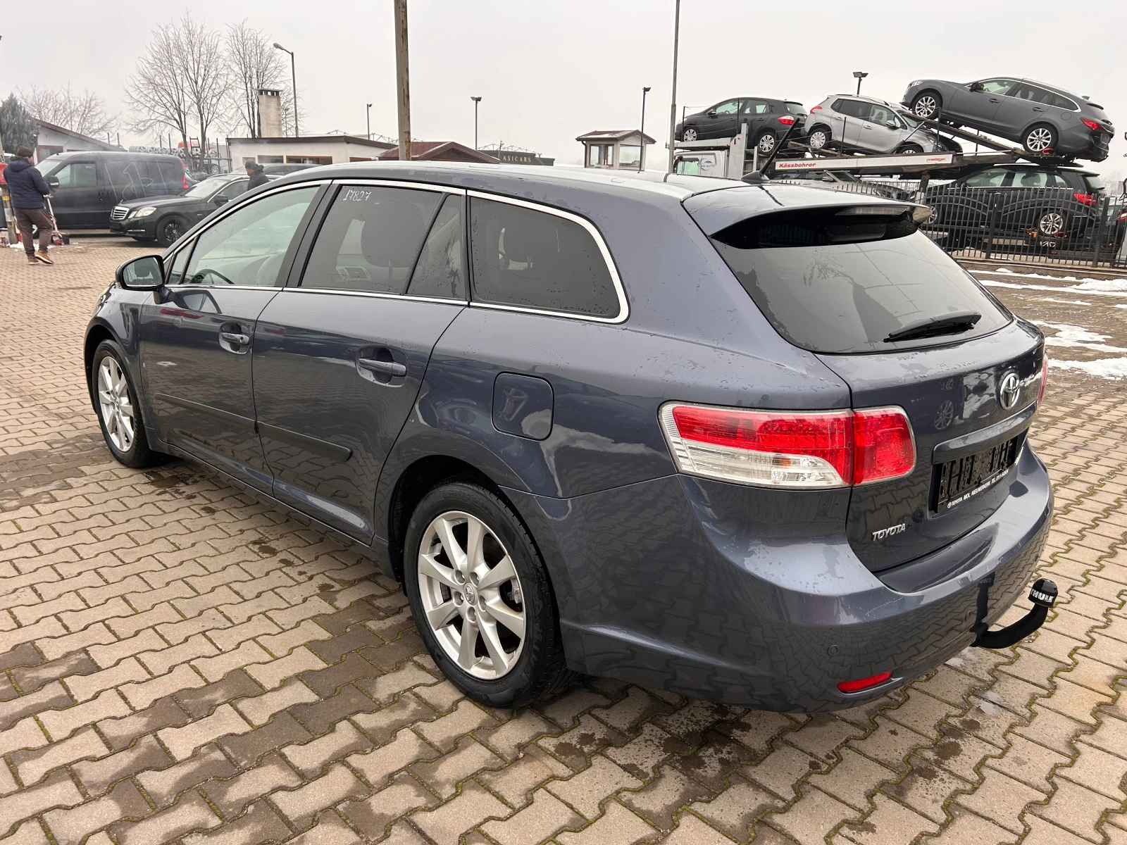 Toyota Avensis 2.2D NAVI/KAMERA EURO 5 - изображение 8