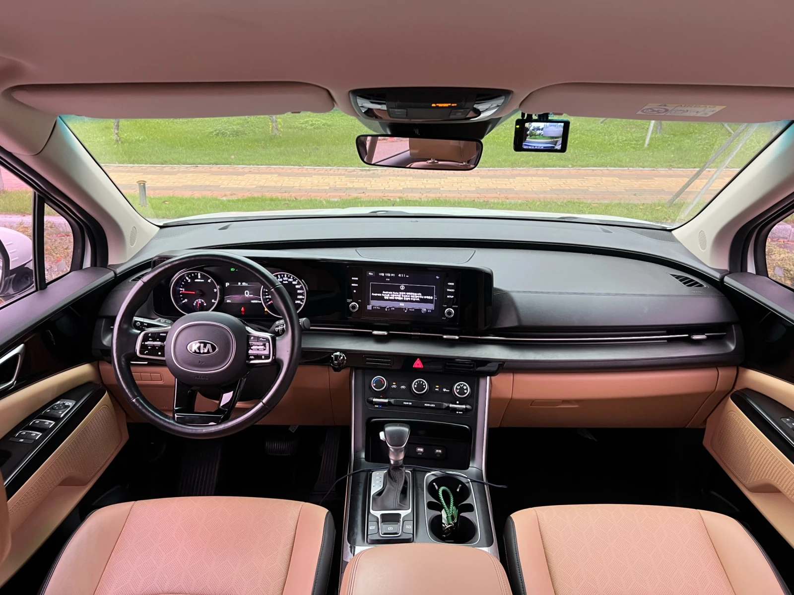 Kia Carnival 4th Generation 9-Seater Prestiege  | Mobile.bg   8