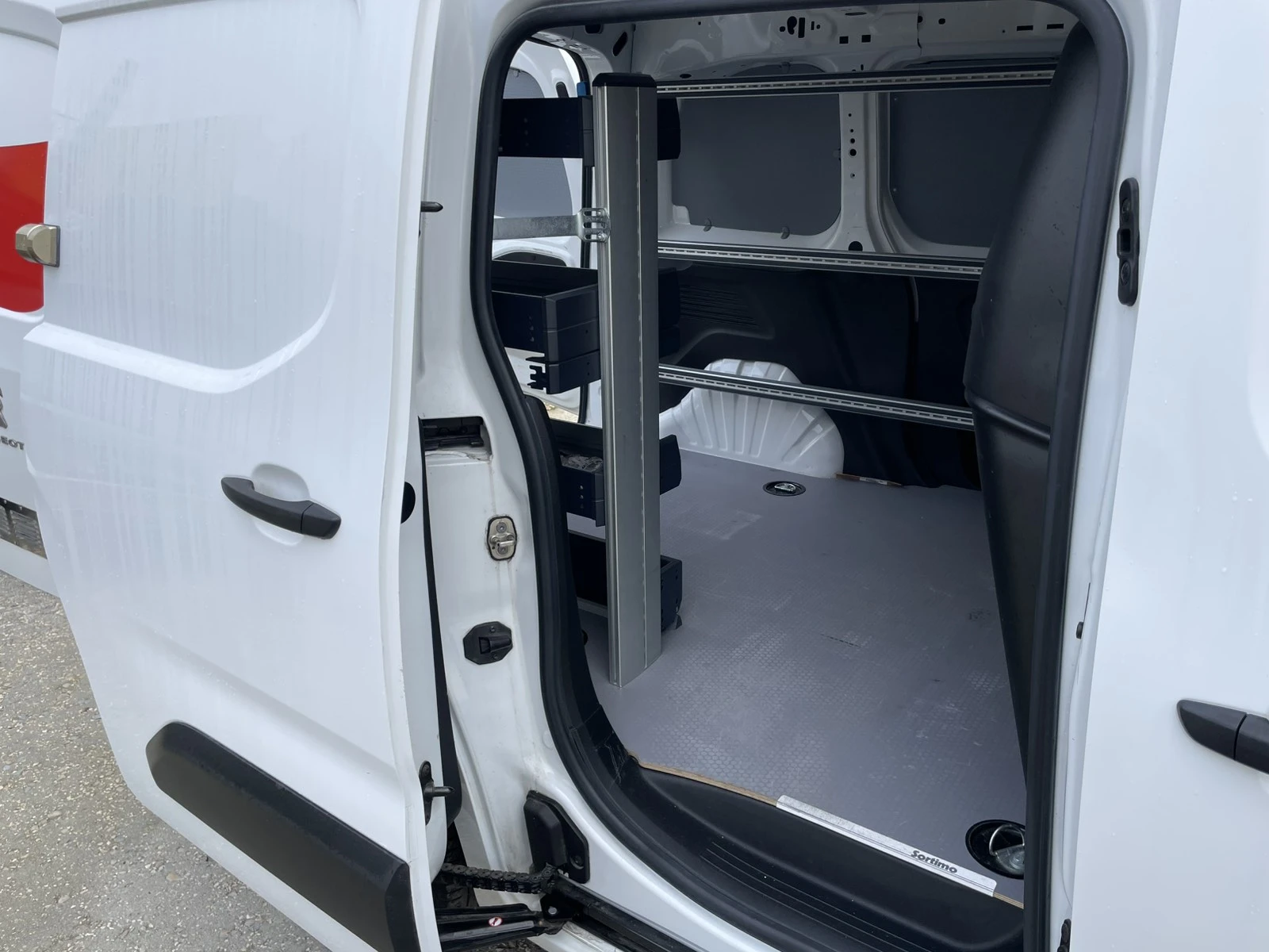 Peugeot Partner BlueHDi 110hp S&S Asphalt | Mobile.bg � ����������� 14