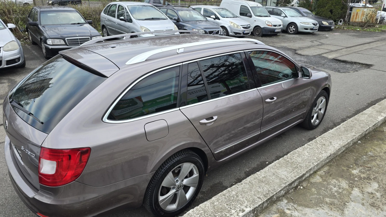 Skoda Superb 2.0 TDI - изображение 4