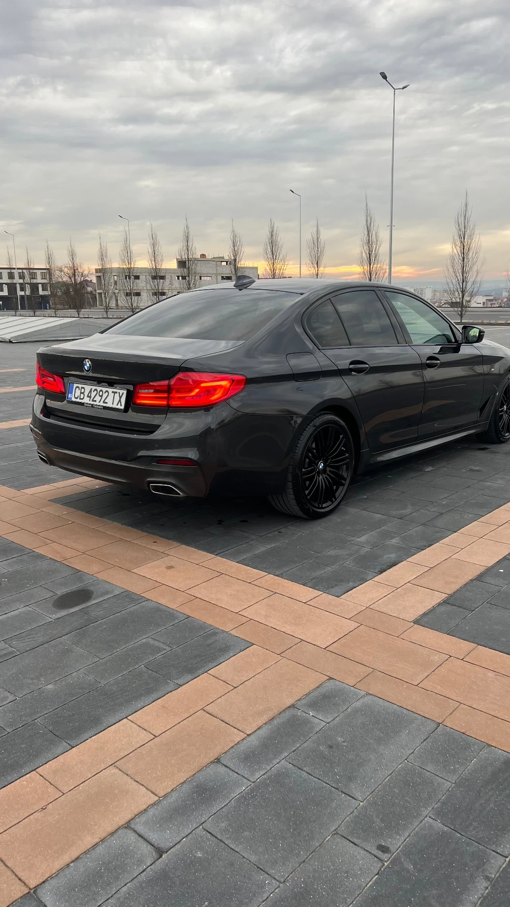 BMW 530 BMW M Sport | ACC | Harman Kardon, снимка 5 - Автомобили и джипове - 54677155