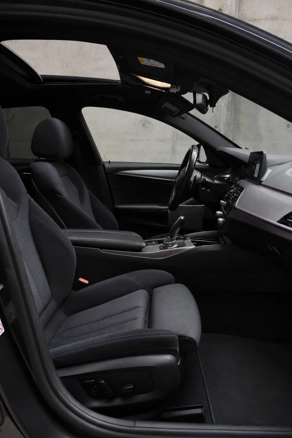 BMW 530 BMW 525d M Sport | 231 �.�. | ACC | Harman Kardon | Mobile.bg � ����������� 10