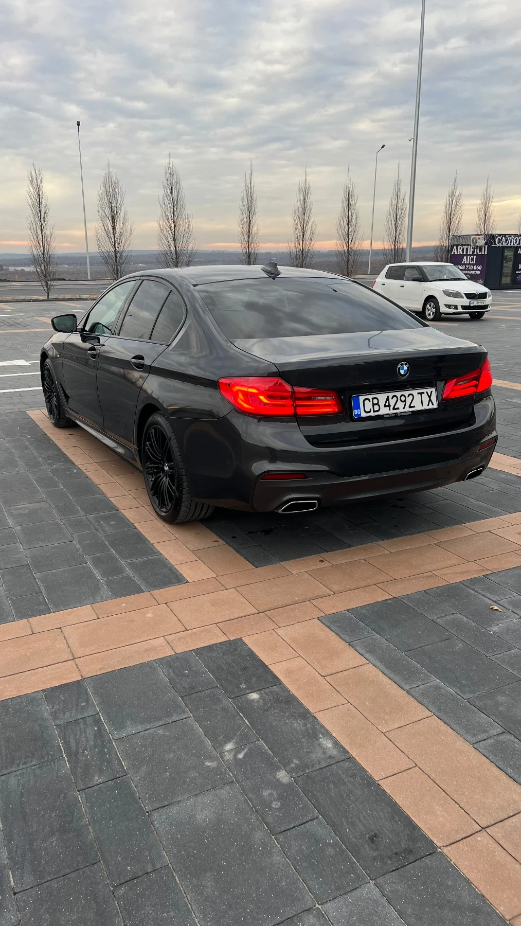 BMW 530 BMW M Sport | ACC | Harman Kardon, снимка 6 - Автомобили и джипове - 54677155