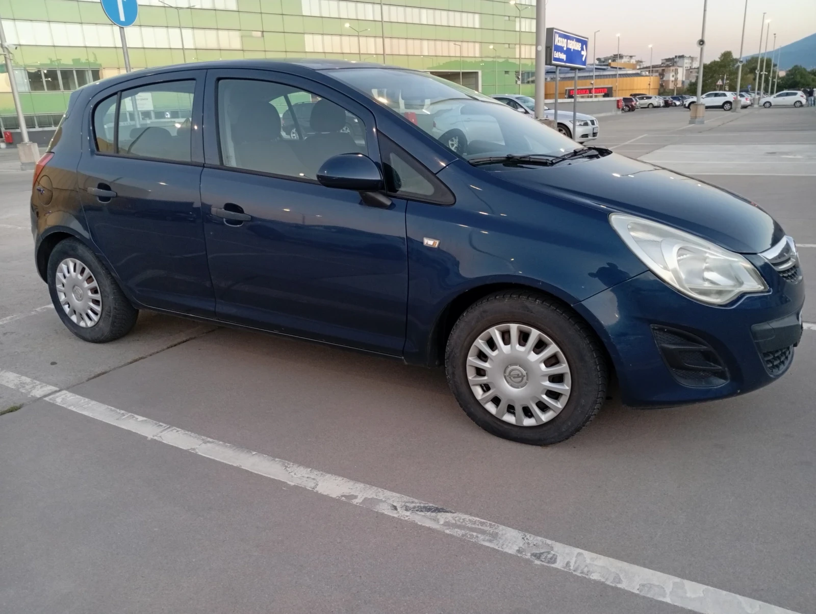 Opel Corsa 1.2I Газов инжекцион , снимка 5 - Автомобили и джипове - 54179790