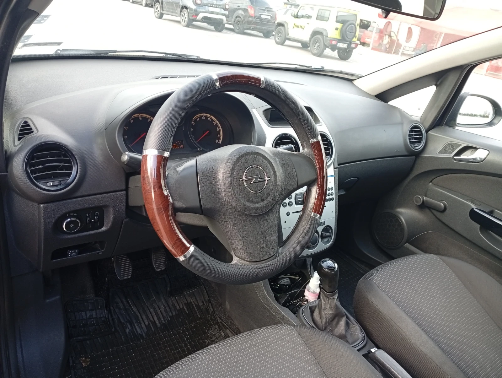 Opel Corsa 1.2I Газов инжекцион , снимка 6 - Автомобили и джипове - 54179790