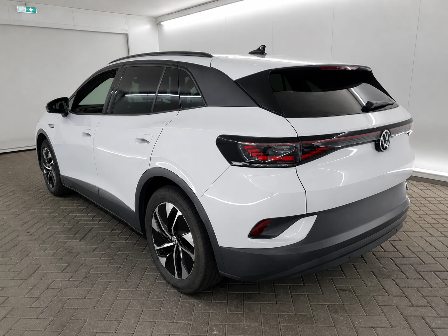 VW ID.4 ID.4 BEV 204 hp  77kWh , снимка 2 - Автомобили и джипове - 54398005
