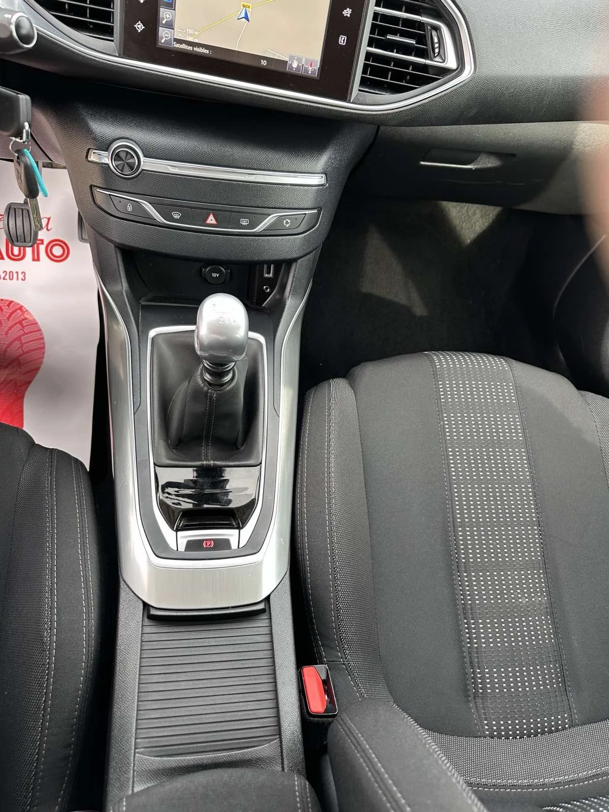 Peugeot 308 1.2 ALLURE, снимка 12 - Автомобили и джипове - 54416003