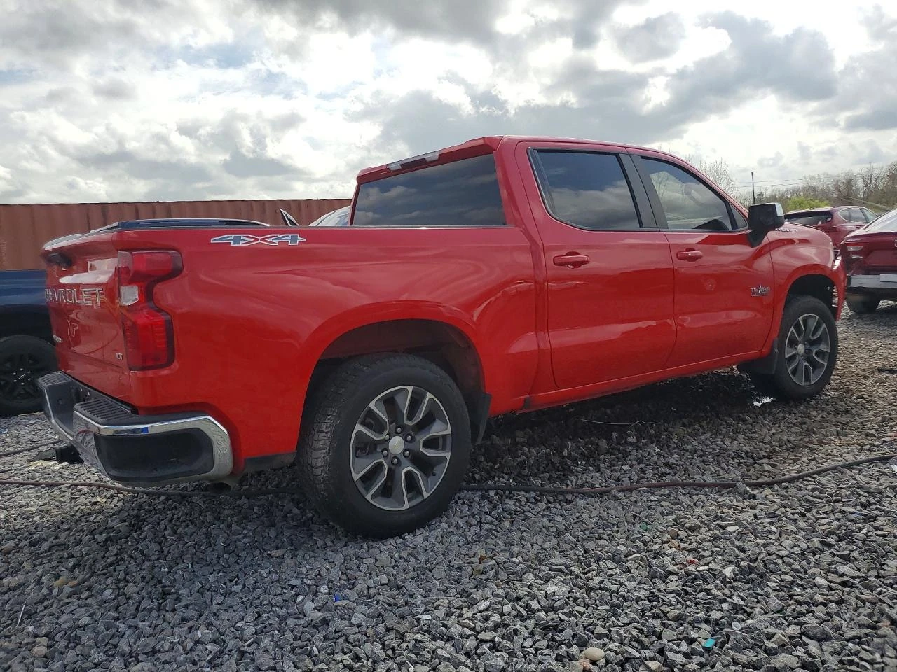 Chevrolet Silverado 2.7l K1500 Lt, снимка 3 - Автомобили и джипове - 54488587