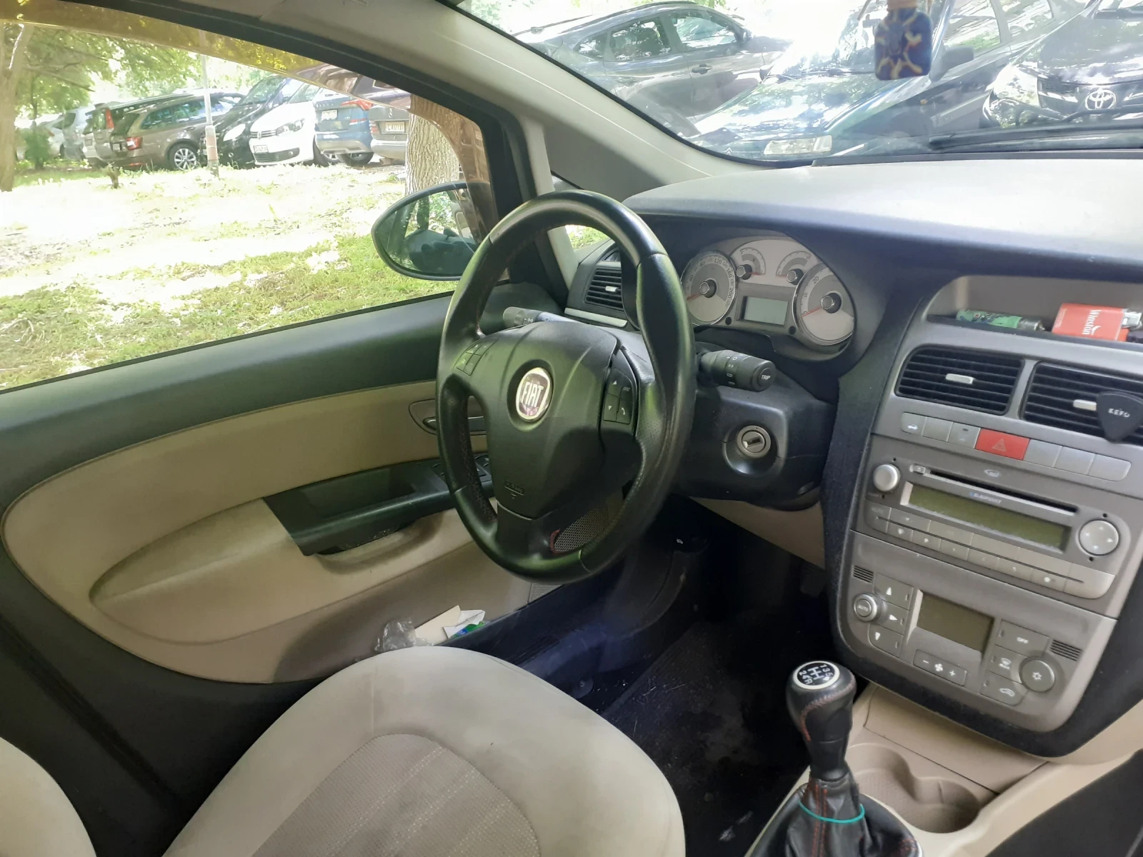 Fiat Linea 1.3 mjet, снимка 14 - Автомобили и джипове - 54552637