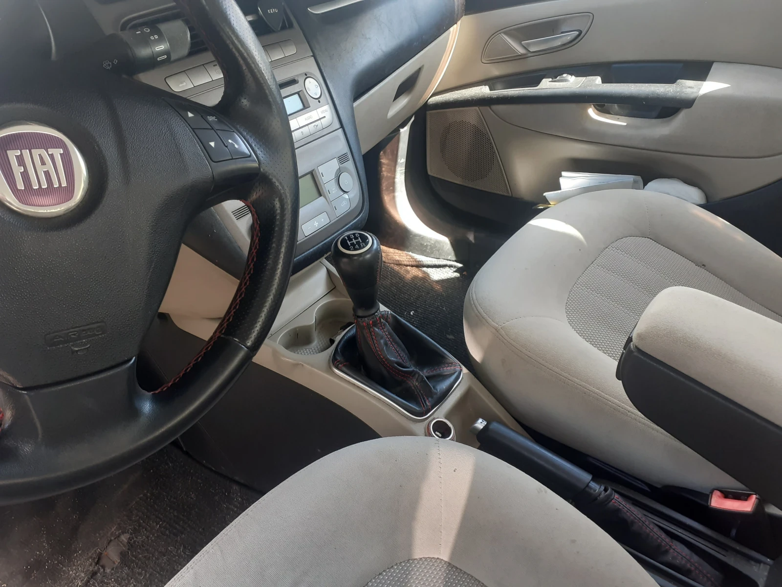 Fiat Linea 1.3 mjet, снимка 3 - Автомобили и джипове - 54552637