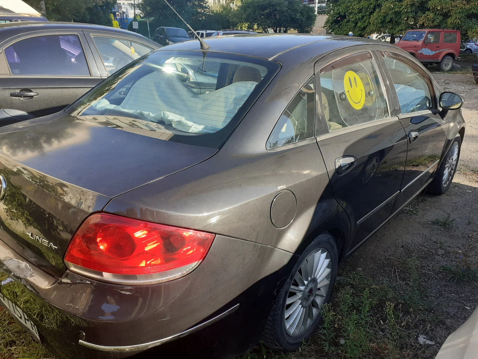 Fiat Linea 1.3 mjet, снимка 9 - Автомобили и джипове - 54552637