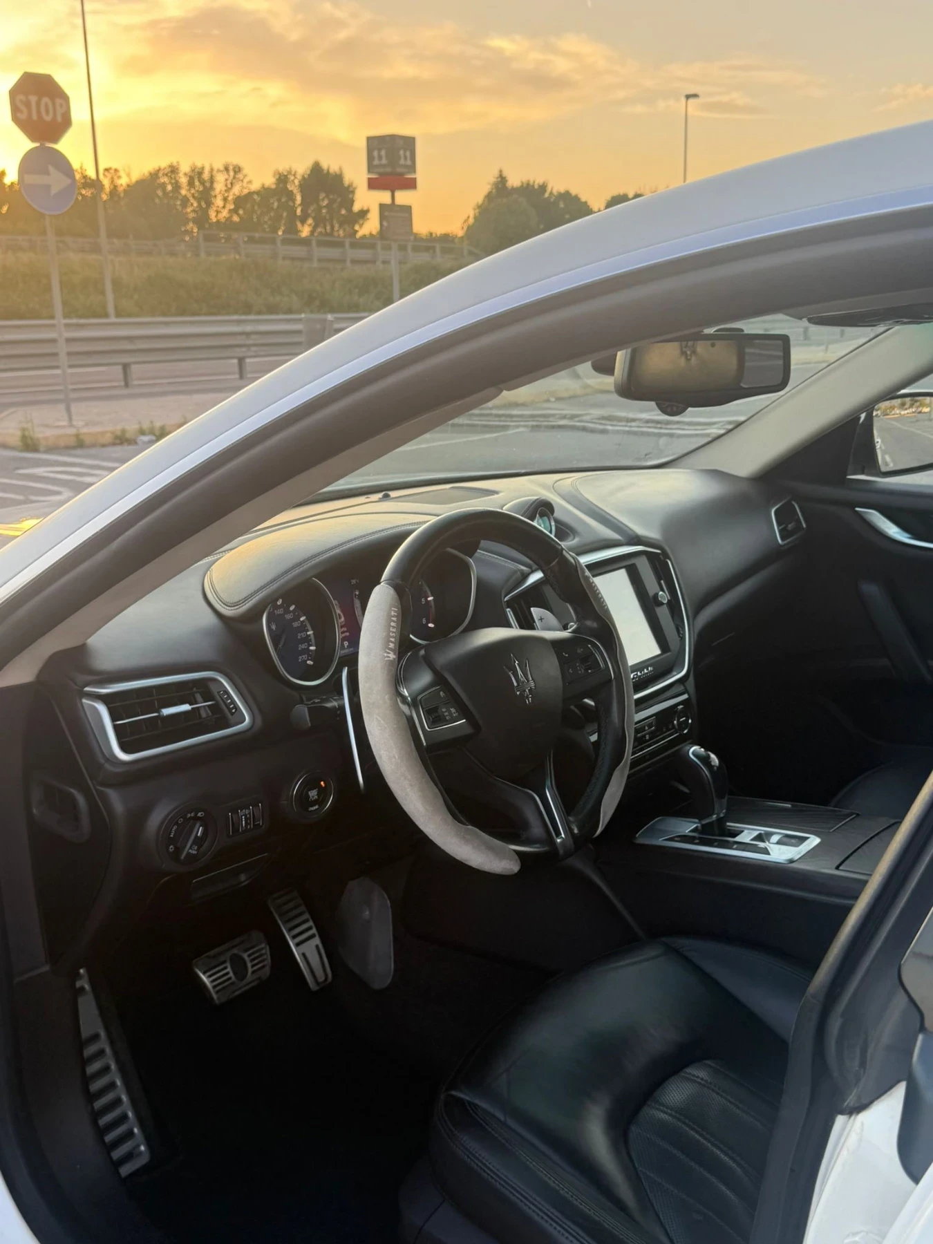 Maserati Ghibli V6 Diesel, снимка 10 - Автомобили и джипове - 54669462