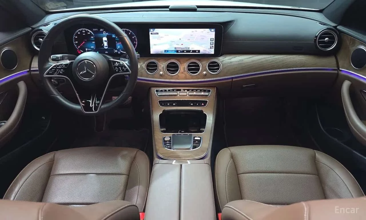 Mercedes-Benz E 250 * E250 Exclusive * ОПЦИЯ ЗА АВТОКРЕДИТ * , снимка 7 - Автомобили и джипове - 55570788