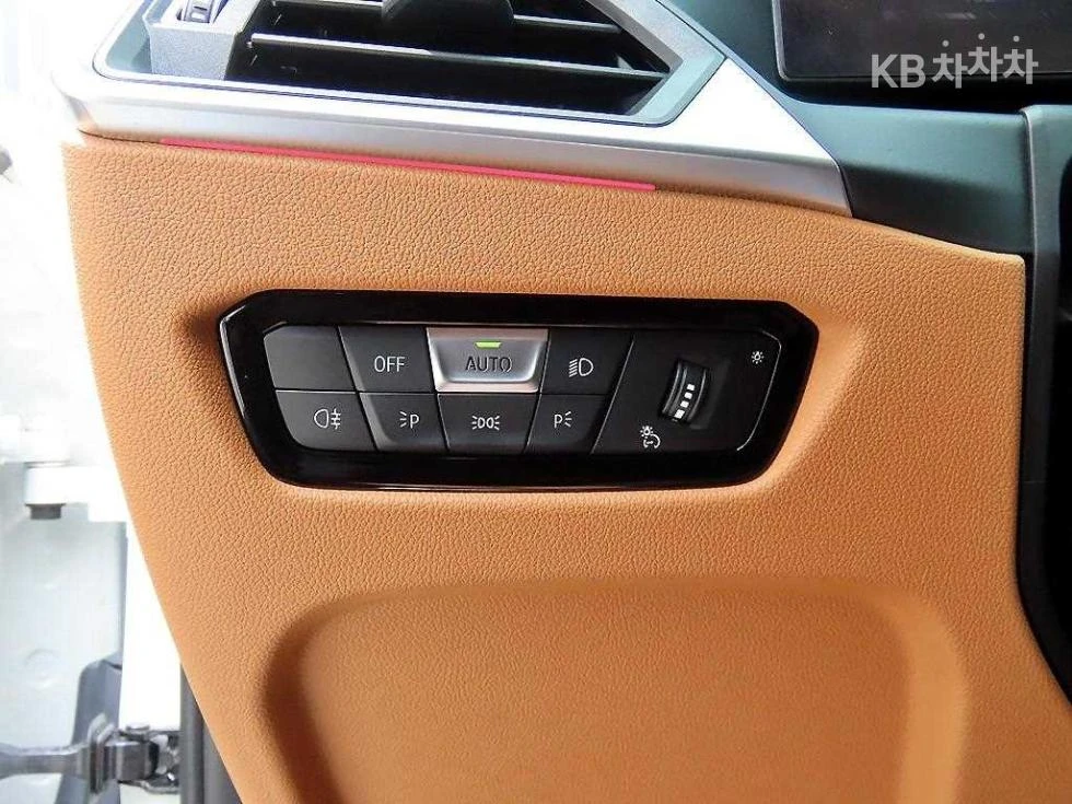 BMW 320 M SPORT+ * КРАЙНА ЦЕНА* FULL, снимка 14 - Автомобили и джипове - 55815587