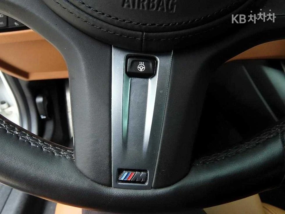 BMW 320 M SPORT+ * КРАЙНА ЦЕНА* FULL, снимка 13 - Автомобили и джипове - 55815587
