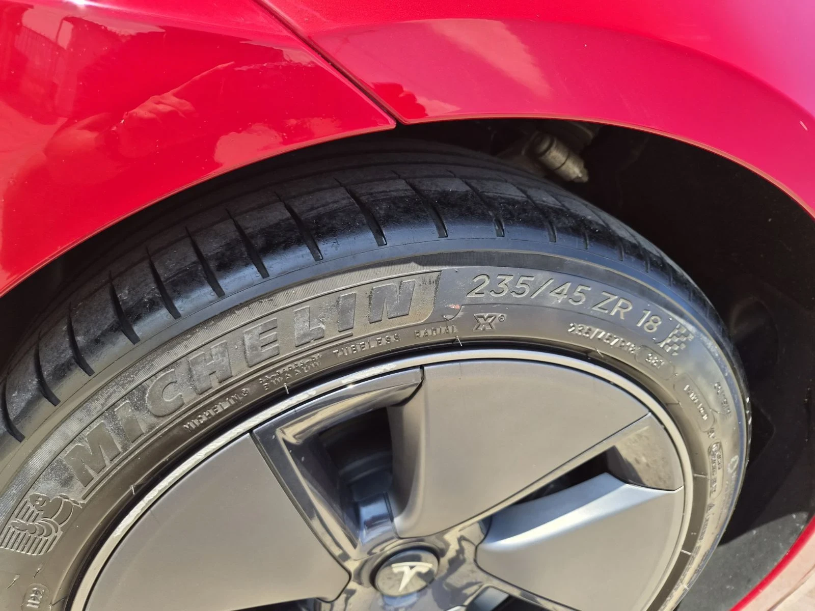 Tesla Model 3, снимка 6 - Автомобили и джипове - 56104697