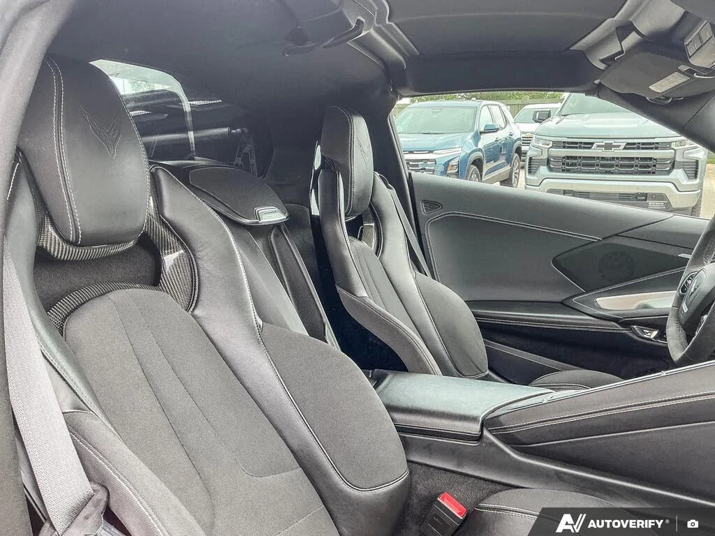 Chevrolet Corvette Stingray 1LT Coupe RWD, снимка 13 - Автомобили и джипове - 55971643