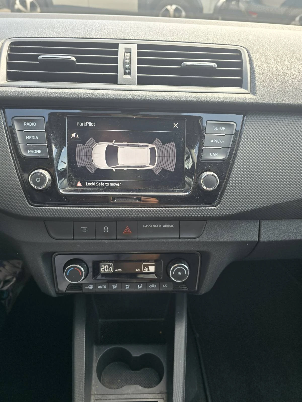 Skoda Fabia 1.0 TCe 95hp EDC, снимка 10 - Автомобили и джипове - 56007515