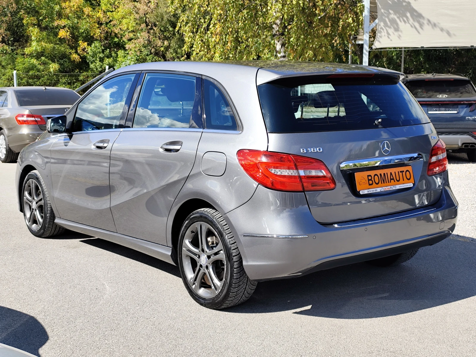 Mercedes-Benz B 180 1.5DCi/PREMIUM FULL EDITION/AUTOM/KOЖА/ПАНОРАМА, снимка 6 - Автомобили и джипове - 56175580
