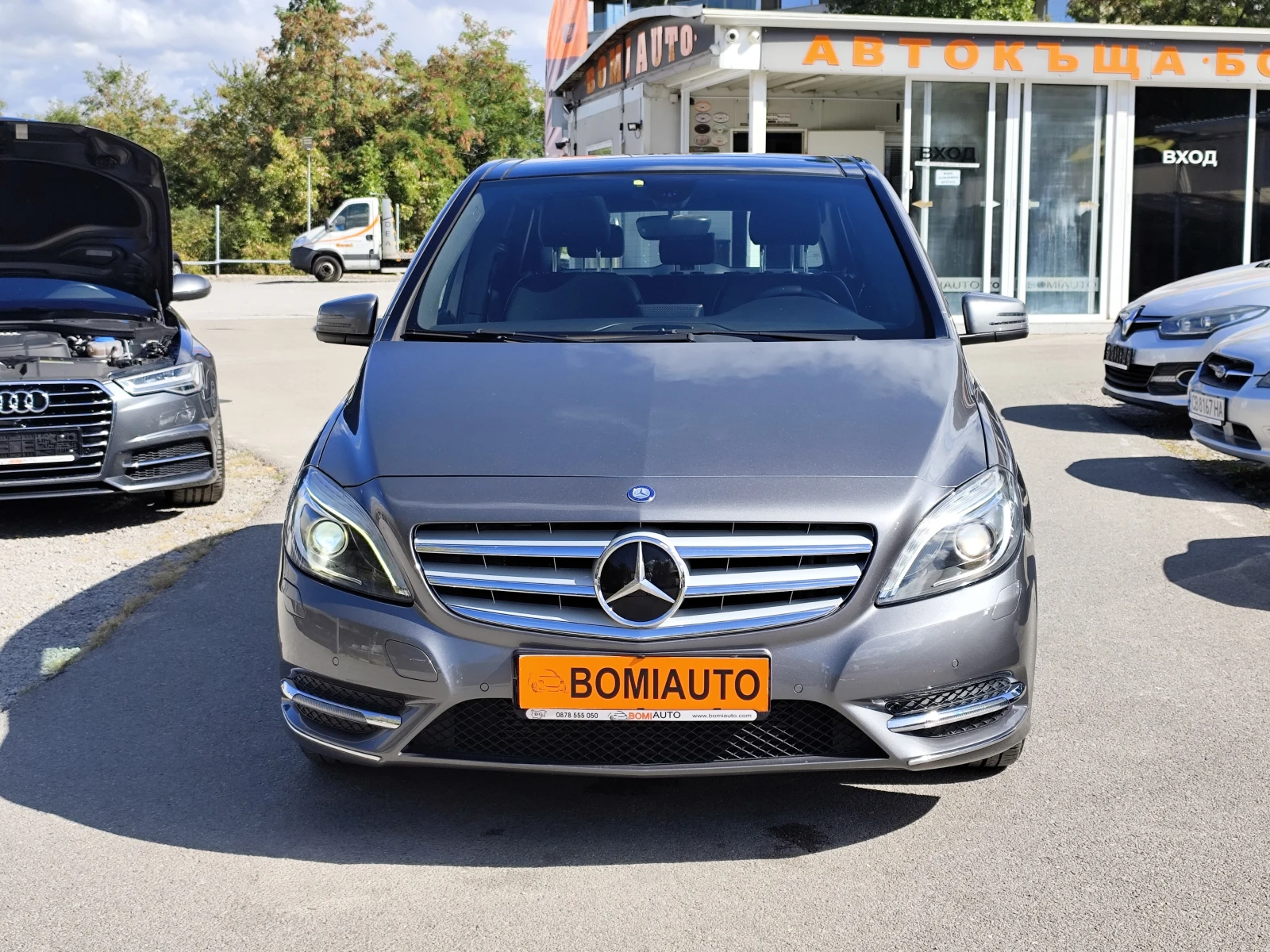 Mercedes-Benz B 180 1.5DCi/PREMIUM FULL EDITION/AUTOM/KOЖА/ПАНОРАМА, снимка 2 - Автомобили и джипове - 56175580