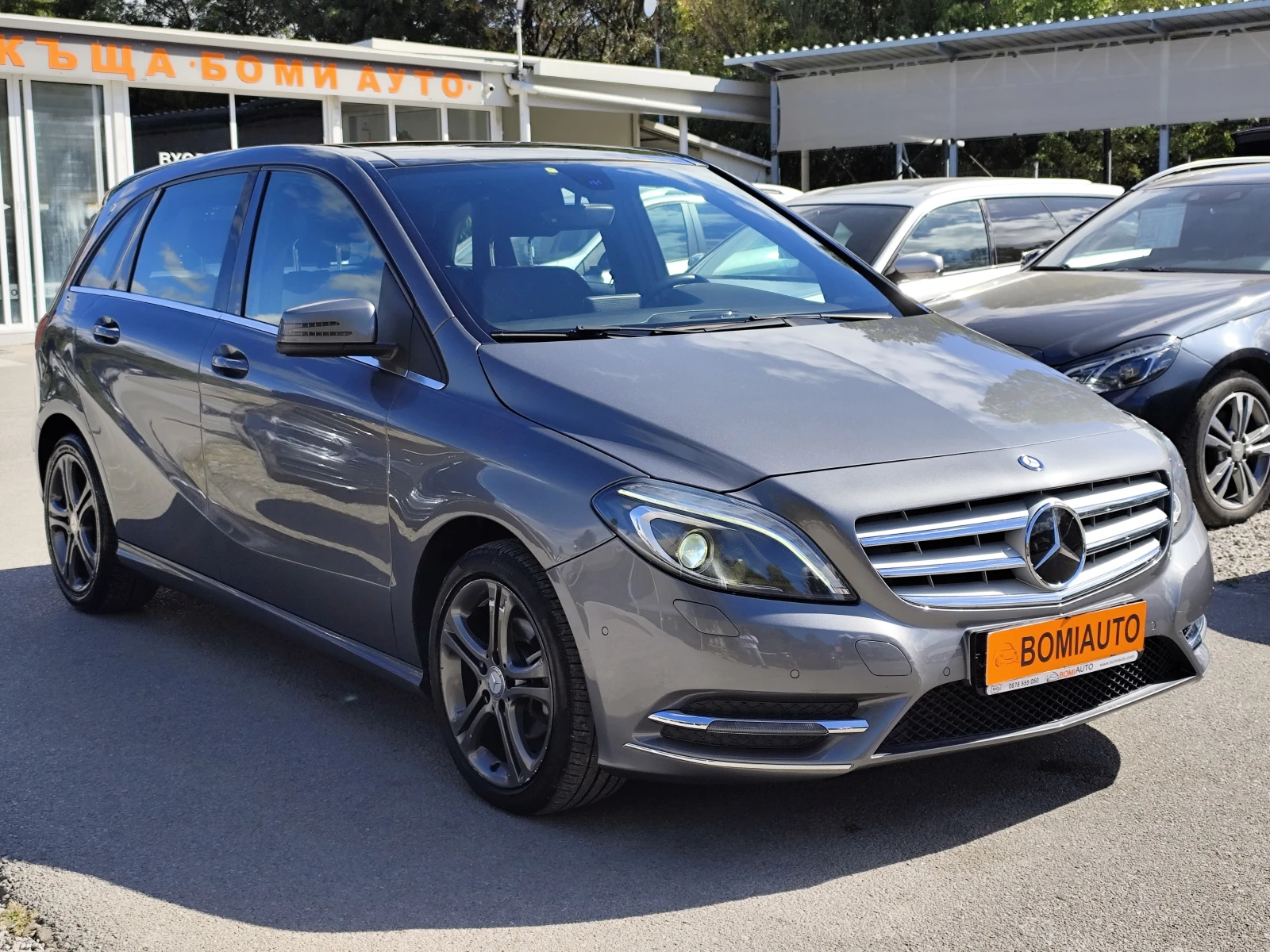Mercedes-Benz B 180 1.5DCi/PREMIUM FULL EDITION/AUTOM/KOЖА/ПАНОРАМА, снимка 3 - Автомобили и джипове - 56175580