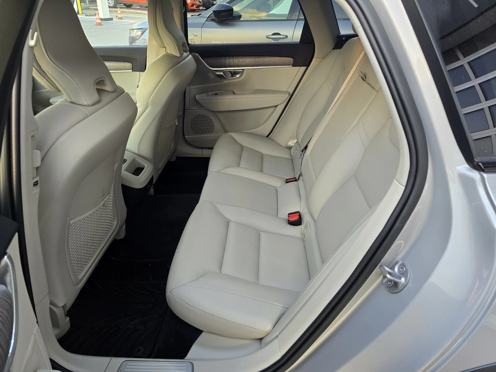 Volvo V90 Cross Country 2.0 Hybrid 250hp 4x4 | Mobile.bg � ����������� 16