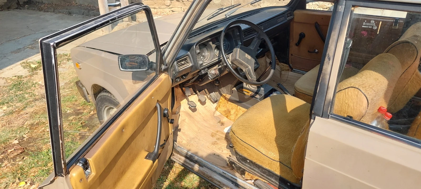 Lada 2105, снимка 5 - Автомобили и джипове - 56340470