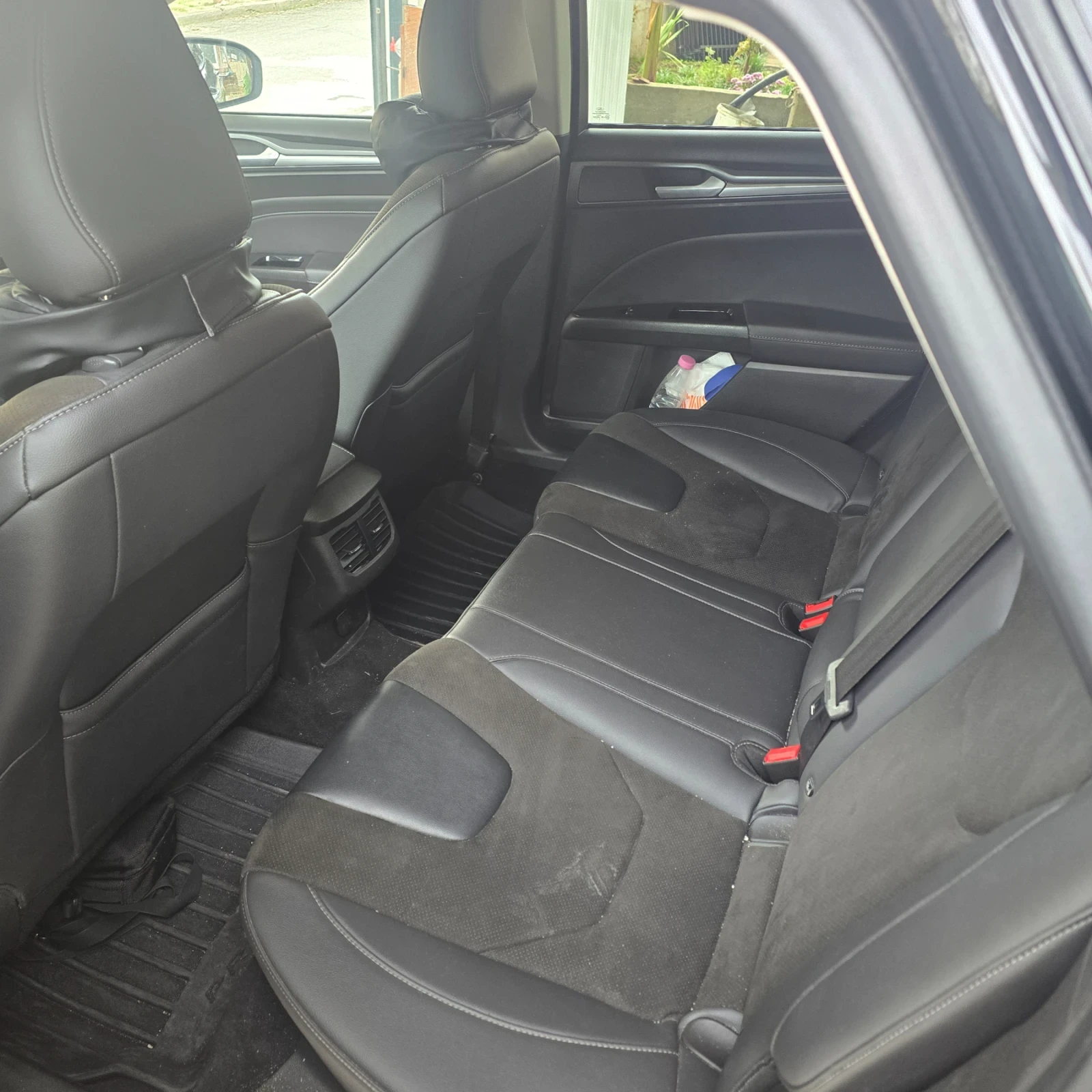 Ford Mondeo Titanium!Keyless, Full Led, Sync 3, снимка 7 - Автомобили и джипове - 56678060