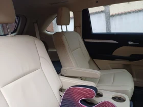 Toyota Highlander FACELIFT, снимка 10