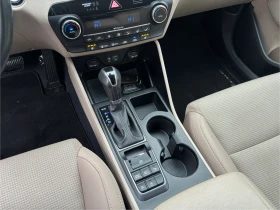 Hyundai Tucson 1.7CRDI-FULLL* * *  - 27500 лв. / 14060.53 € - 33210757 13