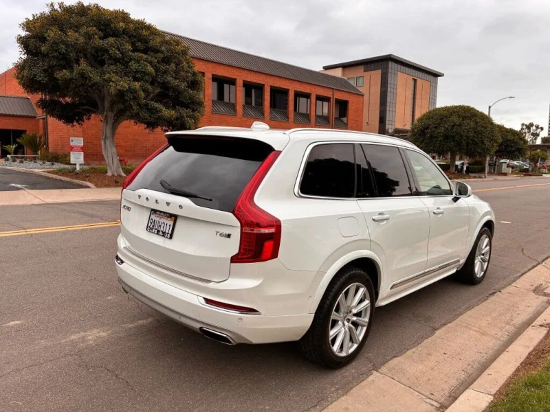 Volvo Xc90 INSCRIPTION/HUD/PANO/LANE DEPARTURE/BLIND SPOT/B&W, снимка 4 - Автомобили и джипове - 52699633