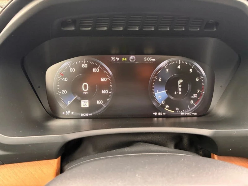Volvo Xc90 INSCRIPTION/HUD/PANO/LANE DEPARTURE/BLIND SPOT/B&W, снимка 12 - Автомобили и джипове - 52699633
