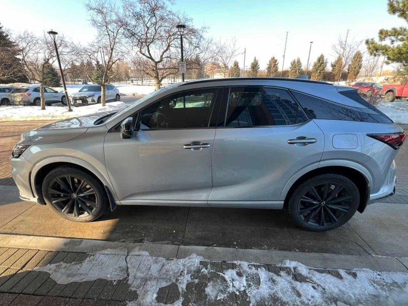 Lexus RX 500h  CARFAX, снимка 2 - Автомобили и джипове - 53519616