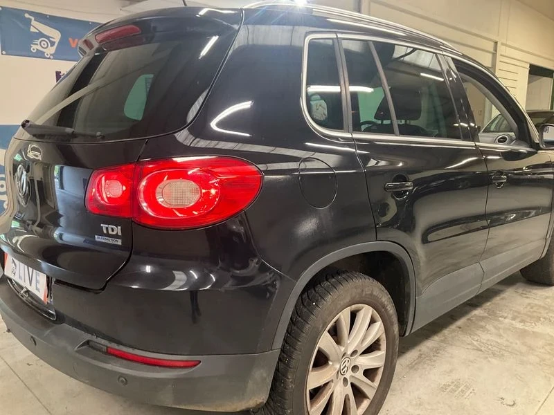 VW Tiguan 2.0 TDI Sportline BlueMotion, снимка 5 - Автомобили и джипове - 46919677