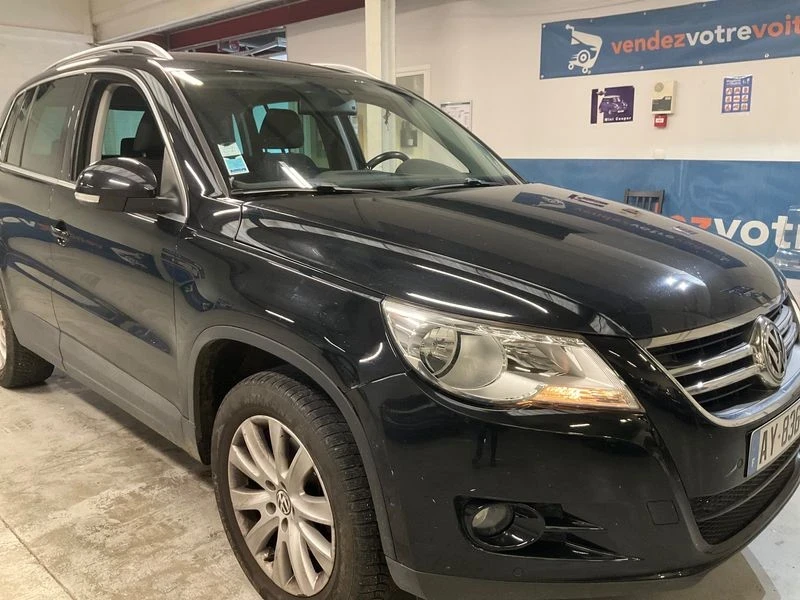 VW Tiguan 2.0 TDI Sportline BlueMotion, снимка 6 - Автомобили и джипове - 46919677