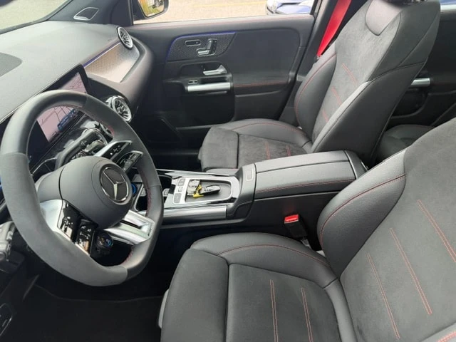Mercedes-Benz GLA * AMG 35 * CARFAX * БЕЗ ЗАБЕЛЕЖКА, снимка 7 - Автомобили и джипове - 55931576