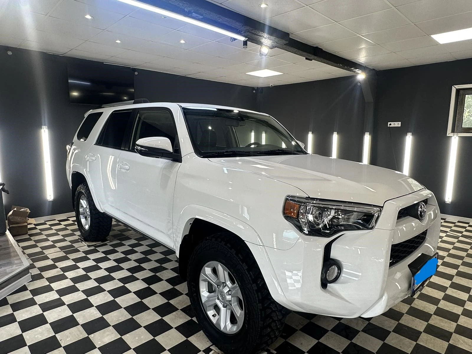 Toyota 4runner 4.0 L - изображение 8